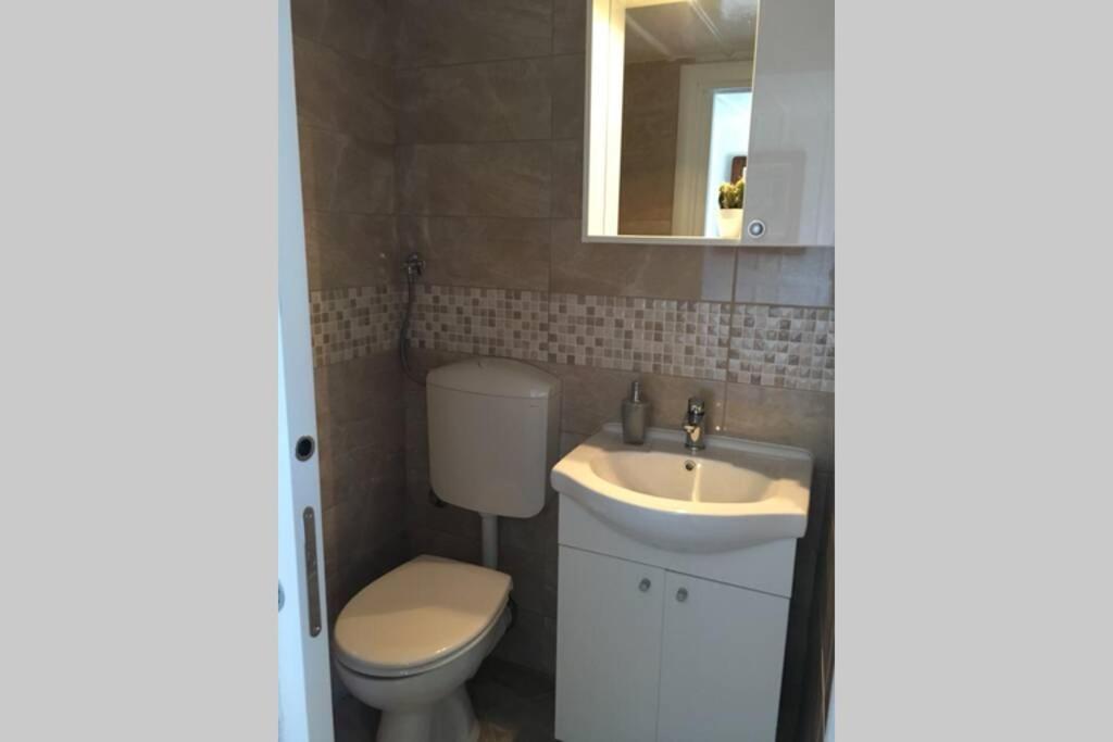Apartman Knezovic Stari Grad  Exterior photo